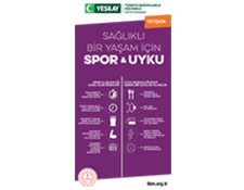 Beyaz dikdörtgen arka fonun ortasında mor renkli yetişkin broşürü var. Broşürün kapağında çeşitli sağlıklı yaşam simgeleri var. Fotoğrafın üstünde beyaz renkte "Sağlıklı yaşam için spor ve uyku" yazıyor.