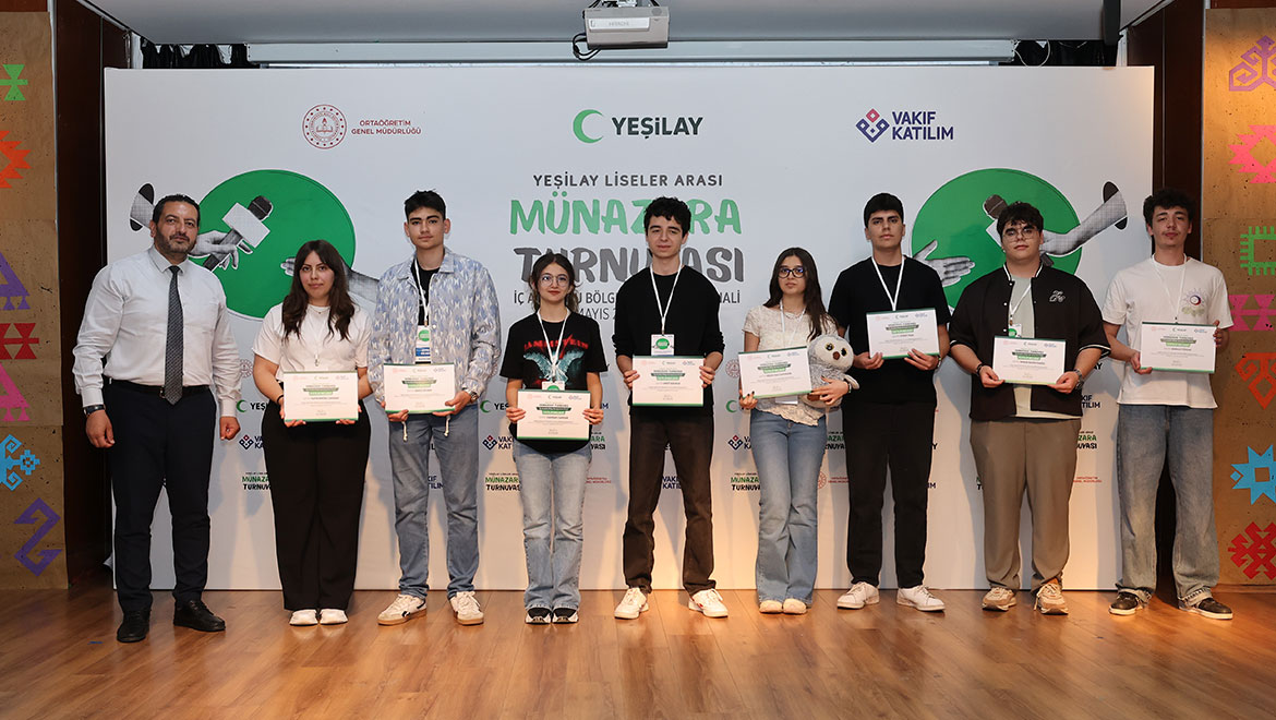 Yeşilay Liseler Arası Münazara Turnuvası’nın İç Anadolu Bölge Finali Tamamlandı