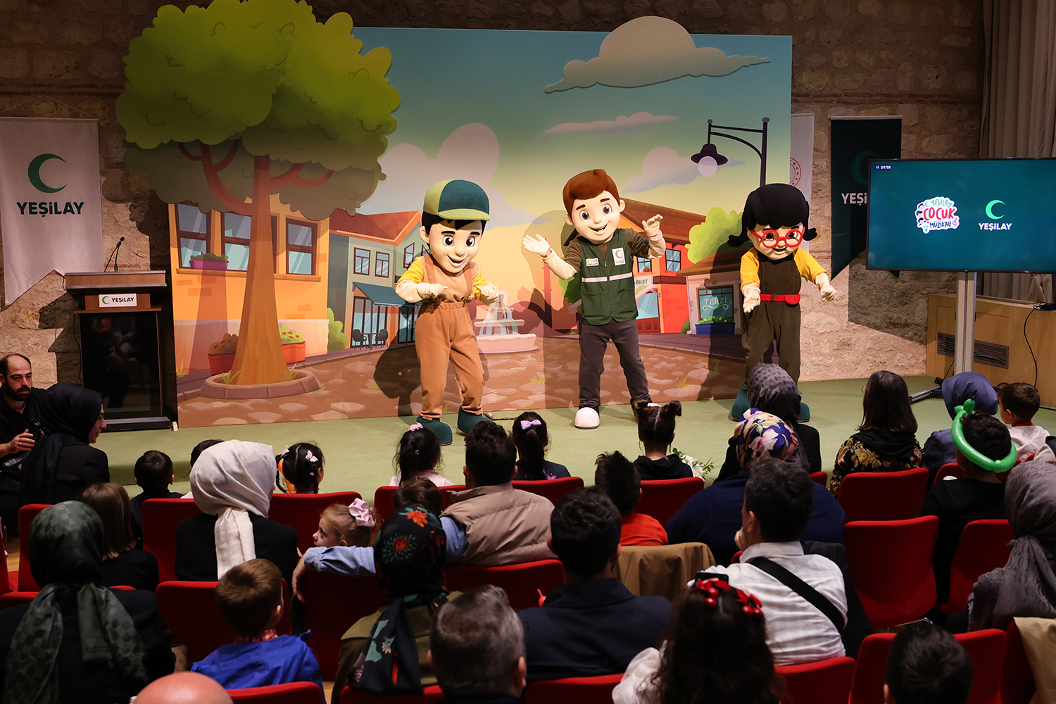 Yeşilay, “Bağımsızlığın Rengi” Adlı Çocuk Müzikali İle Bağımsızlık Bilincini Sahneye Taşıdı
