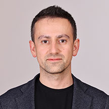 /tr/YÖNETİM KURULU ÜYESİ