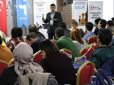 3_6_oryantasyon_egitimleri_385x290.webp