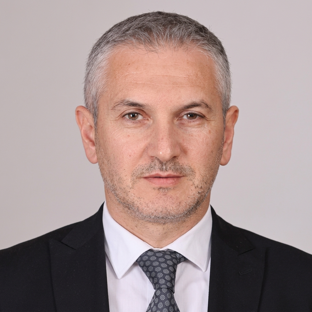 Av. Hakan BIYIK